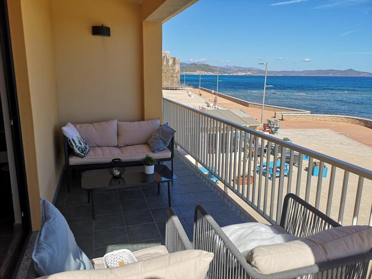 Villa Casa Con Terrazza Fronte Mare Santa Lucia  Exterior foto